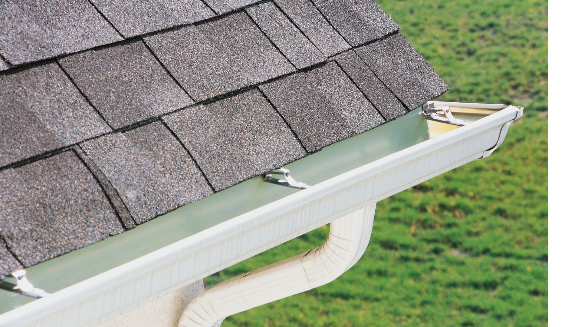 Zuniga General Construction Gutter installation